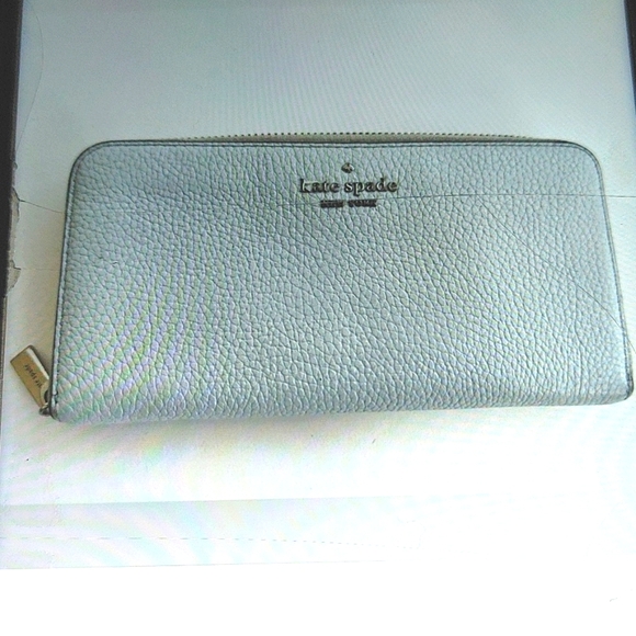 Kate Spade Continental Wallet - Picture 1 of 6